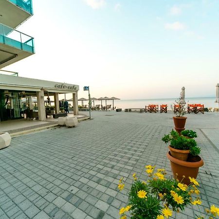 Aegean Studio By The Sea Apartment Peraía Екстериор снимка