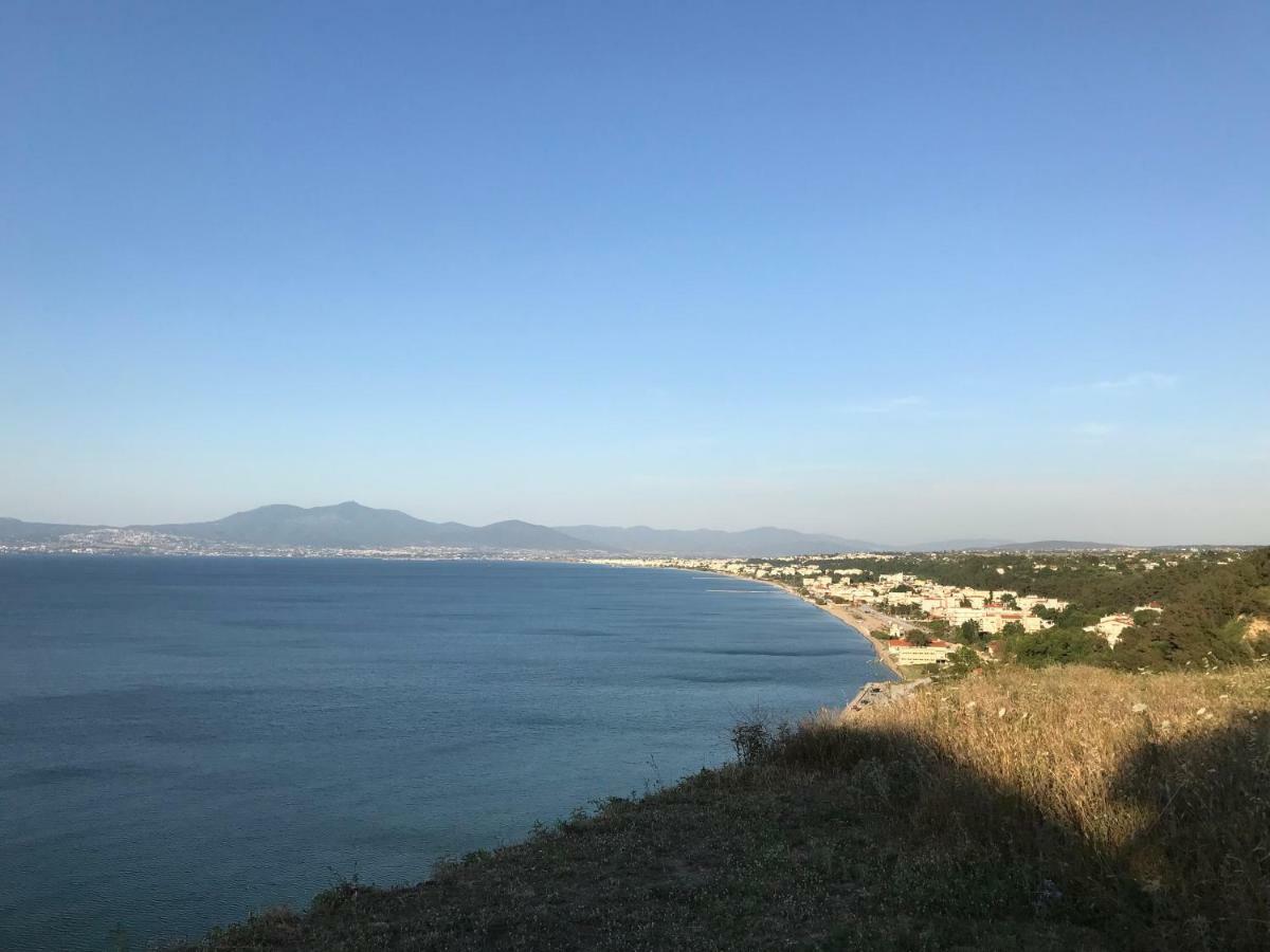 Aegean Studio By The Sea Apartment Peraía Екстериор снимка