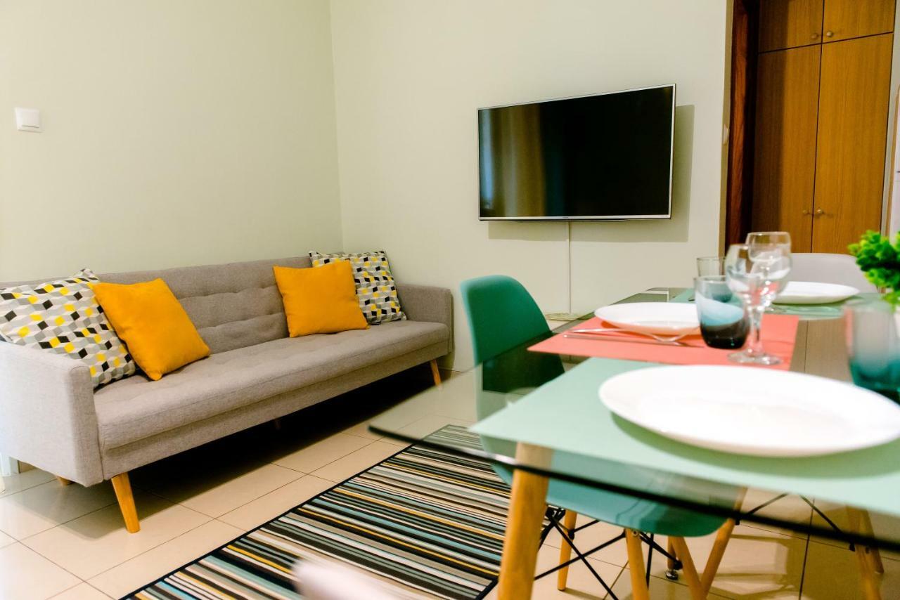 Aegean Studio By The Sea Apartment Peraía Екстериор снимка