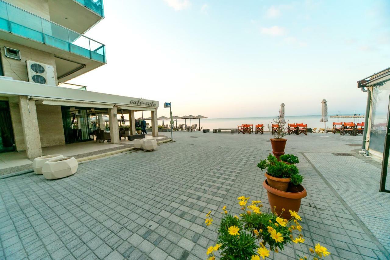 Aegean Studio By The Sea Apartment Peraía Екстериор снимка